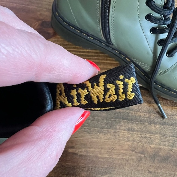 Doc Marten’s Olive Green Lace-Up Boots, youth size 4, EUC, combat, moto, lace-up - Picture 2 of 9